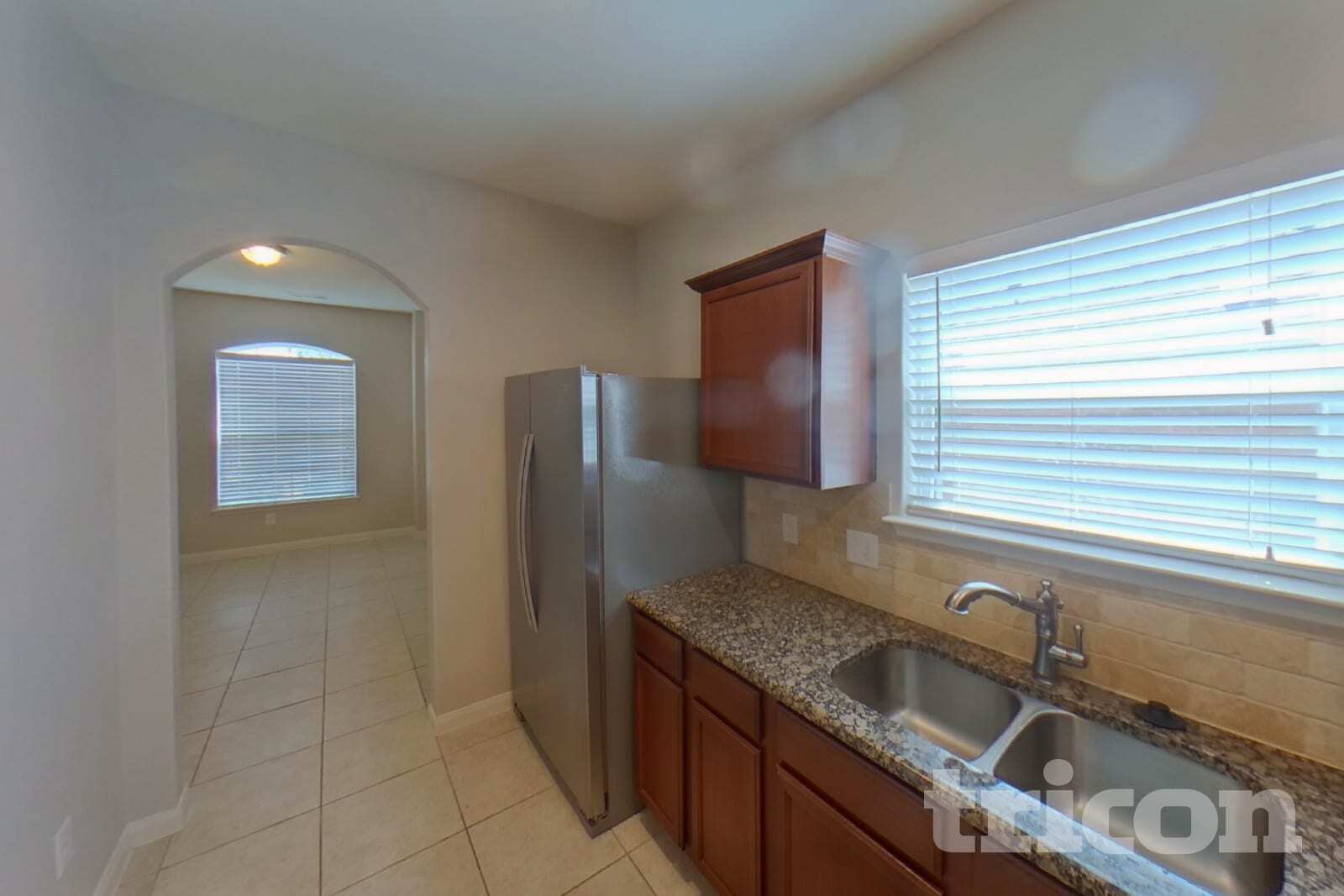 Building Photo - 2312 Redbud Dr
