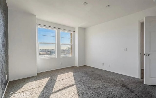 Building Photo - 955 S Bluff Rd