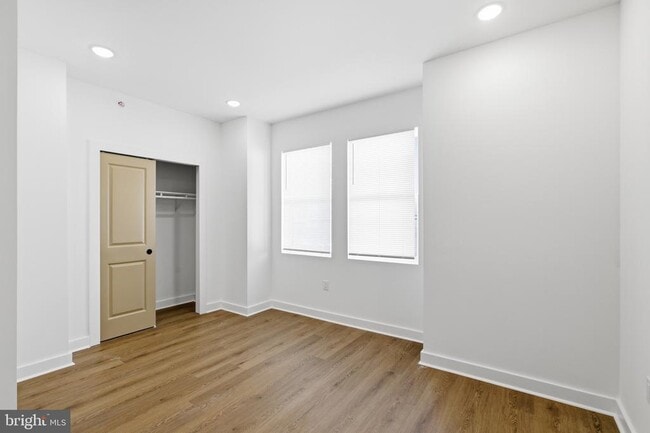 Building Photo - 2643 N 6th St