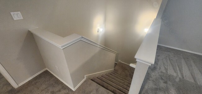 Building Photo - 7115 Mesa Cliffs