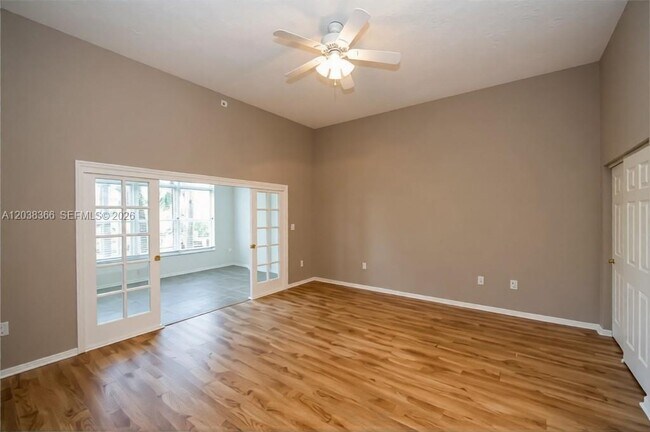 Building Photo - 1301 N Tamiami Trl