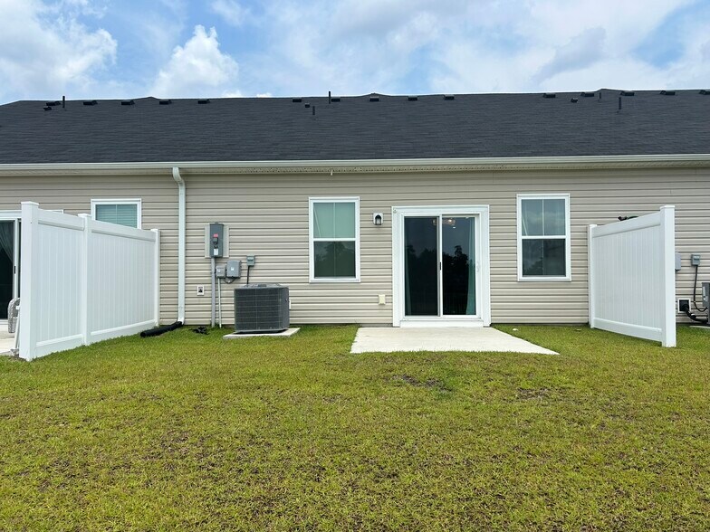Building Photo - 287 Brackish Dr