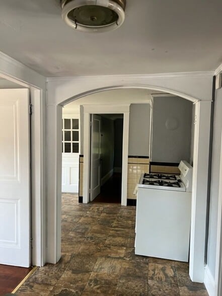 Building Photo - 2 Terino Dr