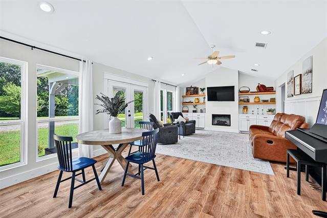 Building Photo - 5585 S Fannin Ave