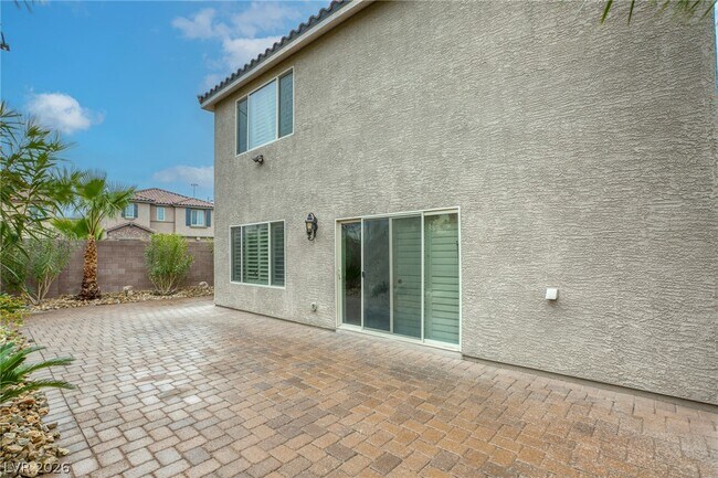 Building Photo - 2640 Seurat Terrace