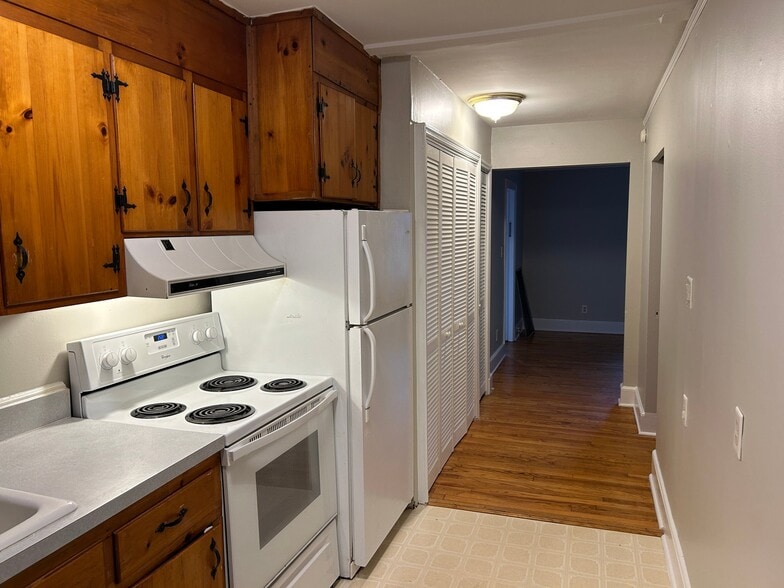 Building Photo - 1405 Mimosa Dr
