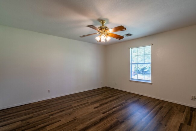 Building Photo - 4 Bed 2 Bath Rental in Bixby