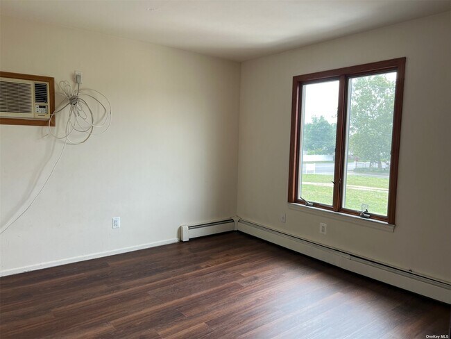 Building Photo - 4 Albergo Ct