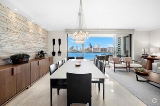 Building Photo - 6000 Island Blvd