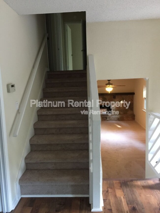 Building Photo - 9775 Loblolly Ln