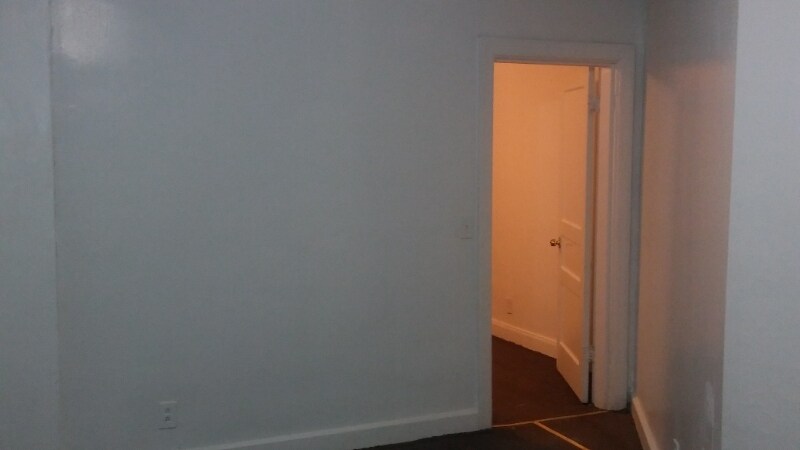 Building Photo - 1714 Nassau St