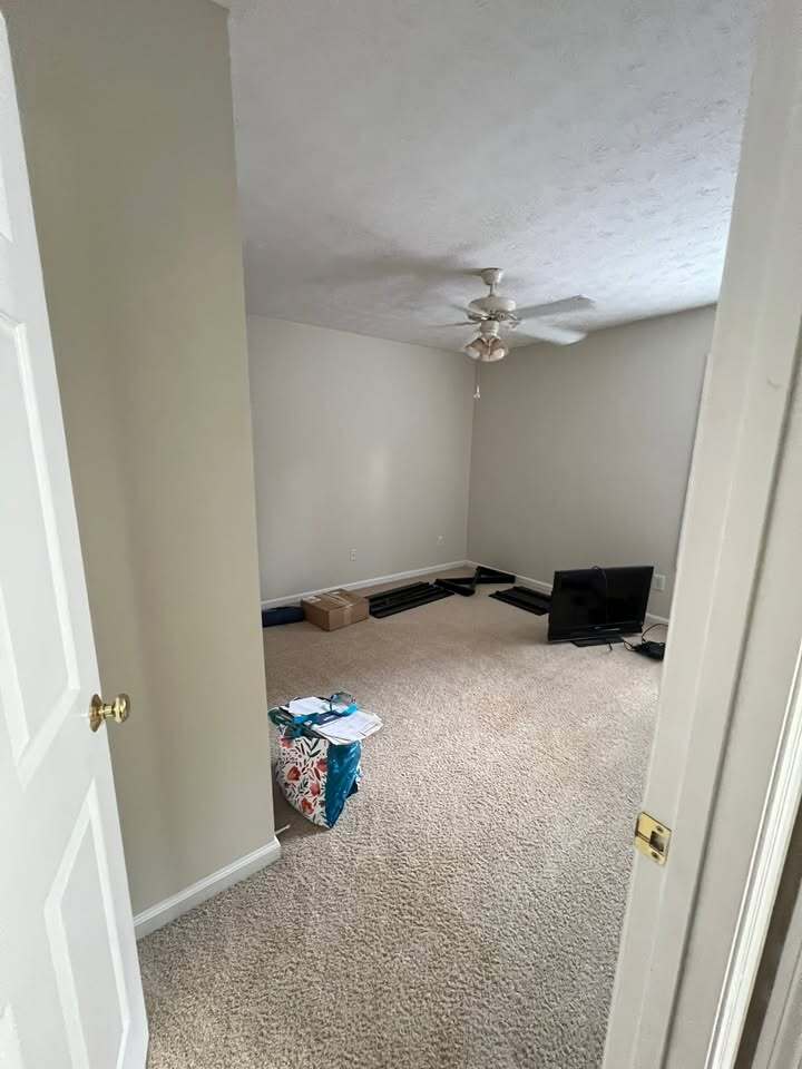 Building Photo - 440 Arnell Ln