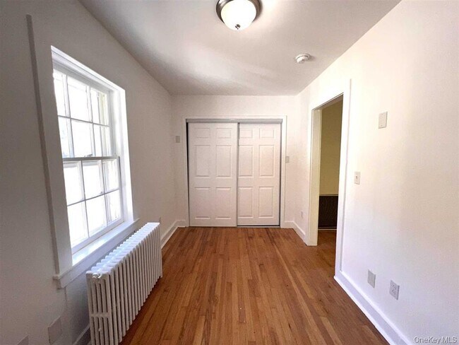 Building Photo - 273 NY-9D