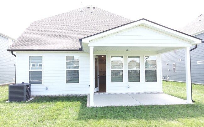 Building Photo - 649 Conifer Dr