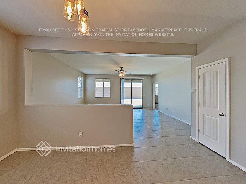 Building Photo - 18357 W Via Del Sol