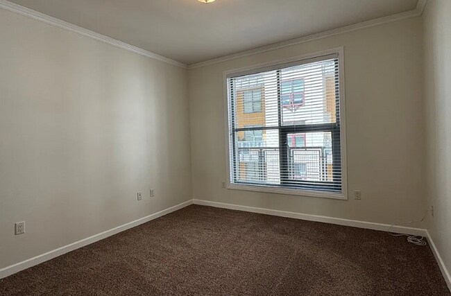 Building Photo - 1150 J St