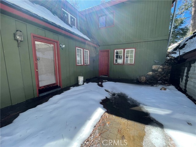 Building Photo - 28665 Willow Rd
