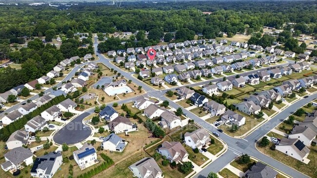 Building Photo - 504 Eagles Wy