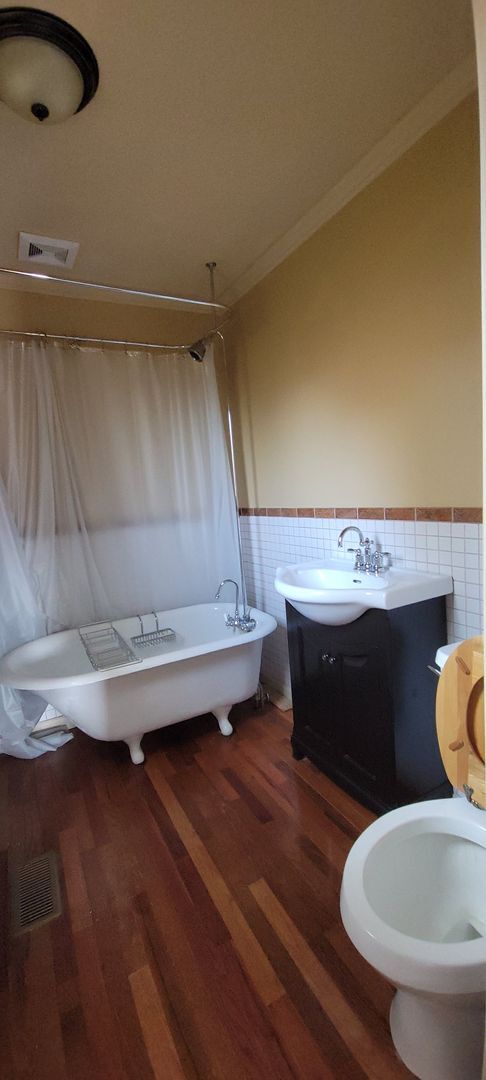 Building Photo - 3129 Elizabeth St