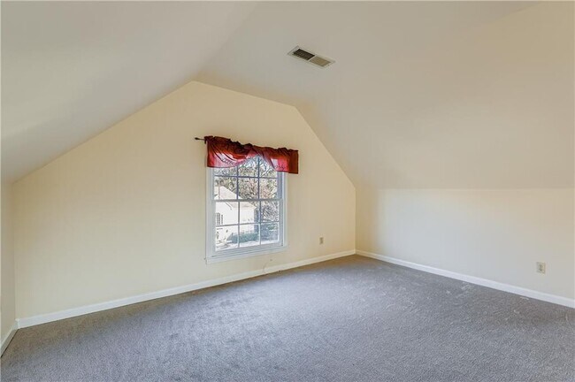 Building Photo - 500 Belgrave Ln