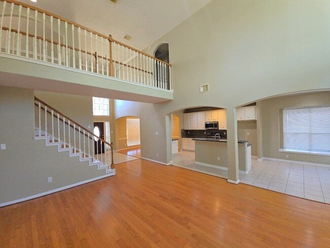 Building Photo - 24030 River Pl Dr