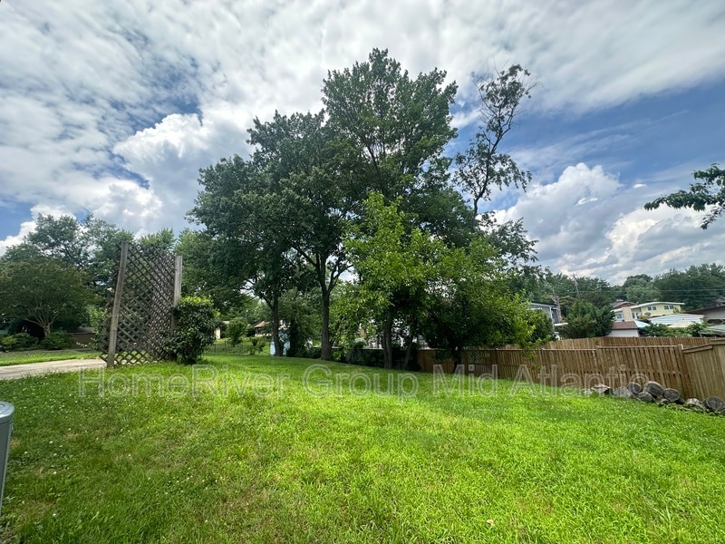 Building Photo - 6002 Ridge View Dr