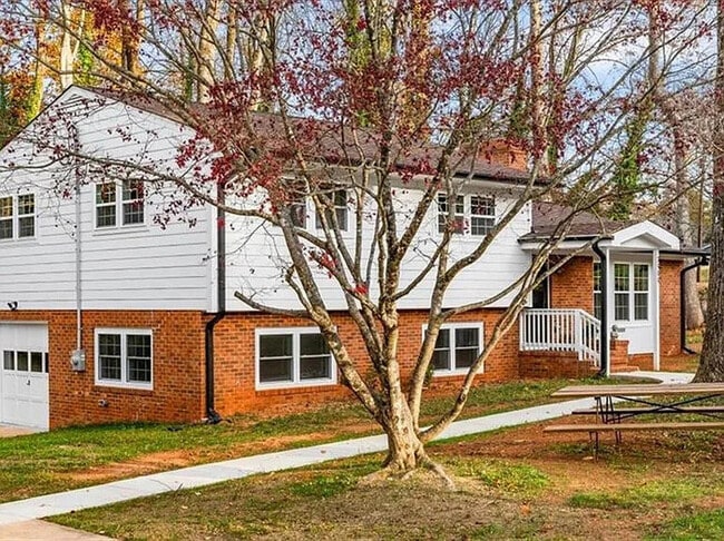 Building Photo - Earn Wealth While Leasing - Like a Homeowner - Lease to Own