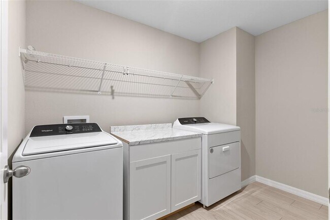 Building Photo - 12608 Hysmith Lp