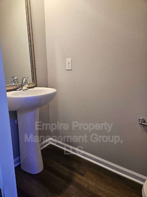 Building Photo - 21 Apple Tree Ct.