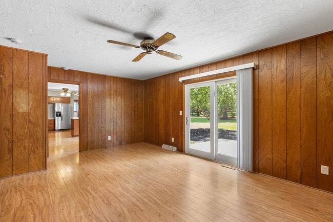 Building Photo - 18525 Heathway Ln