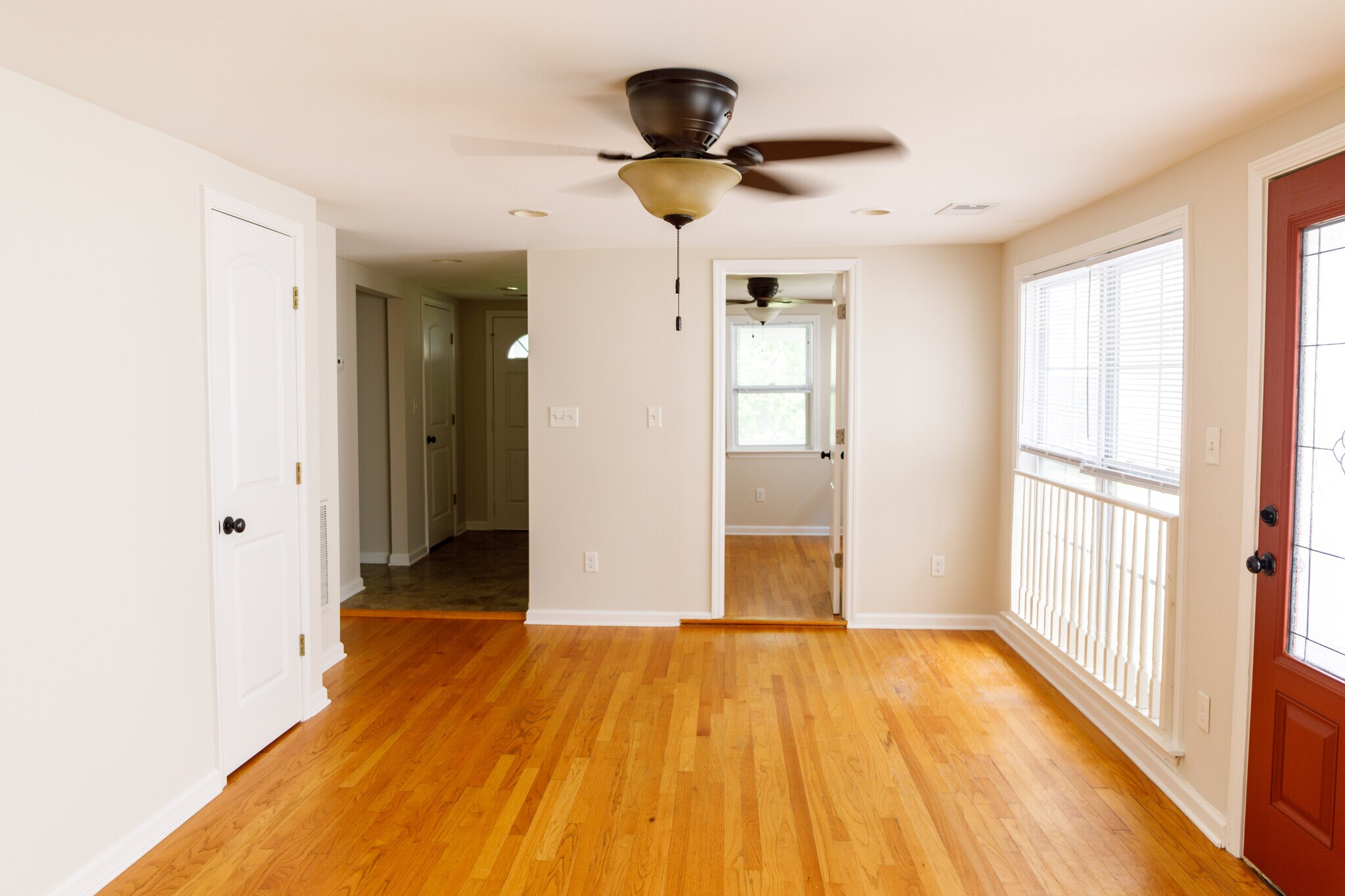 Building Photo - 116 America St