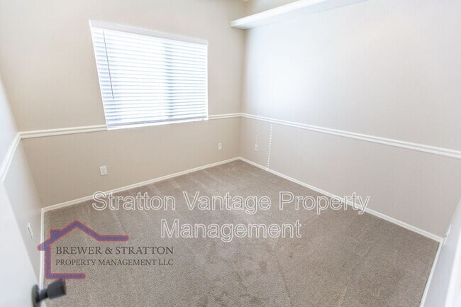 Building Photo - 3533 W Sousa Ct