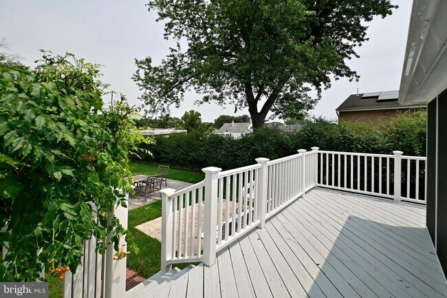 Building Photo - 51 Macon Dr