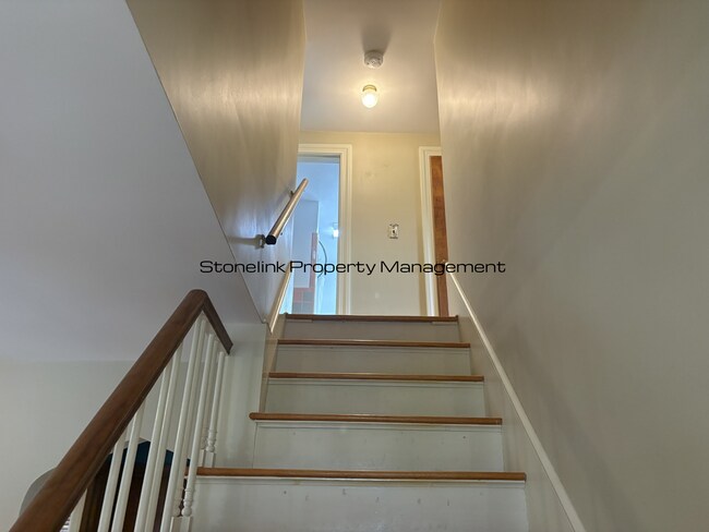 Building Photo - 60 Hambly Rd