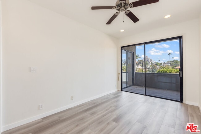 Building Photo - 2324 S Beverly Glen Blvd