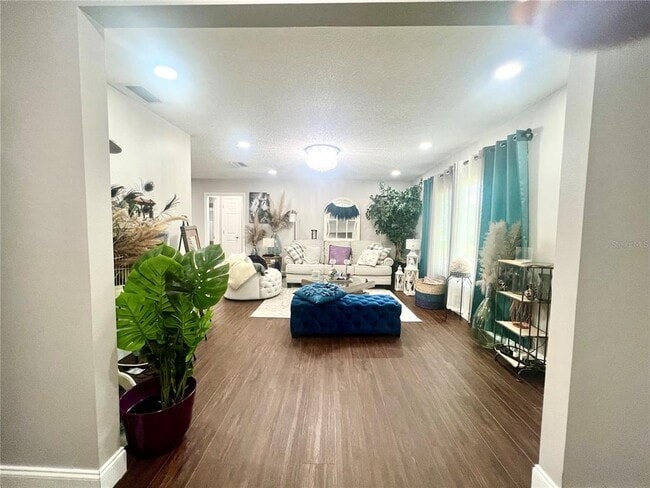 Building Photo - 945 Chevy Chase St NW