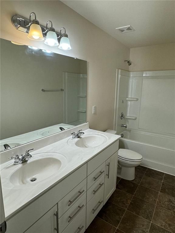 Building Photo - 136 Paulownia Cir