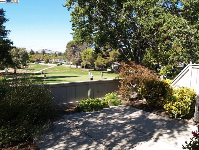 Building Photo - 515 Rolling Hills Ln