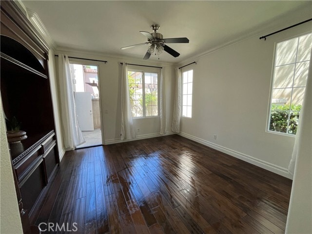 Building Photo - 22 Herringbone