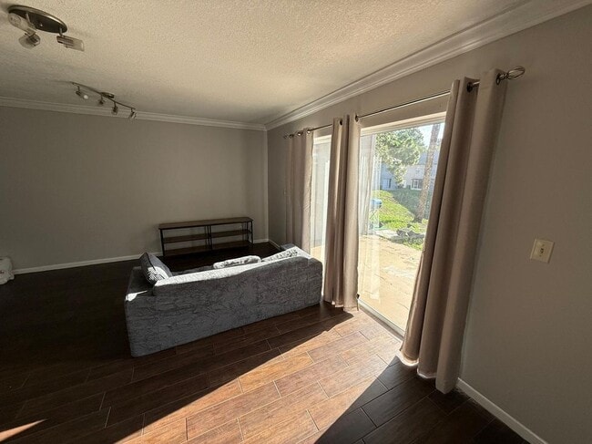 Building Photo - 5110 Sunridge Palms Dr