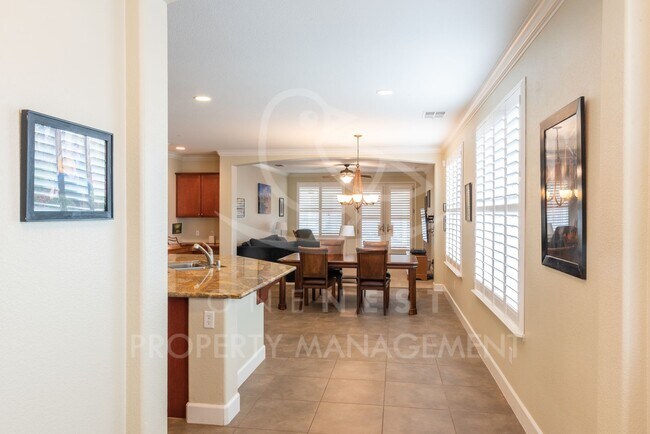 Building Photo - Beautifully maintained single-story home in Lincoln Crossing