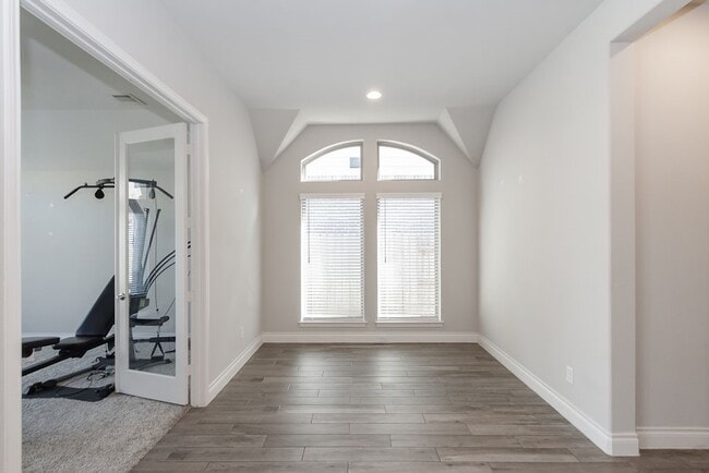 Building Photo - 12607 Pine Savannah Ln