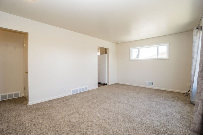 Building Photo - 7028 Lipan St