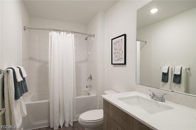 Building Photo - 3260 Stockton St