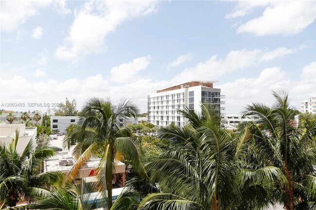 Building Photo - 2301 Collins Ave