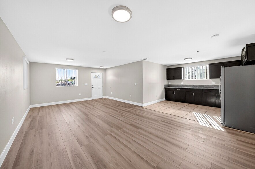 Building Photo - 8711 McKinley Pl