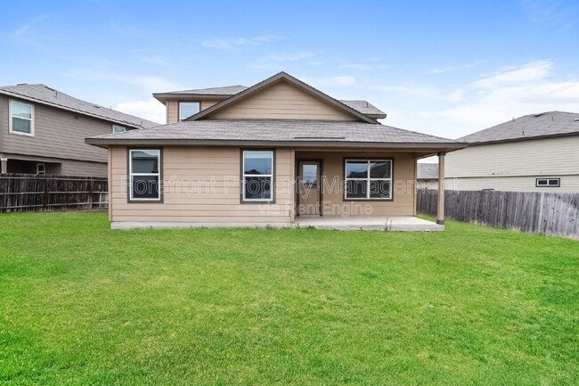 Building Photo - 2935 Thackery Groove