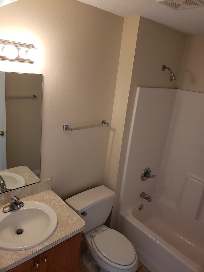 Building Photo - $1495.00 - 3/2/1 - Duplex - Lease Break Sp...