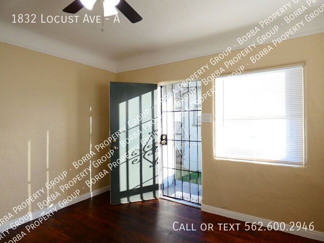 Building Photo - CHARMING 1 BEDROOM 1 BATHROOM IN A GATED B...