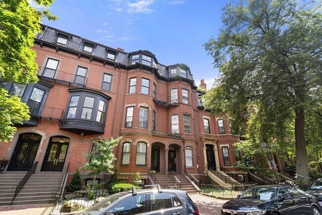 Building Photo - 128 Marlborough St